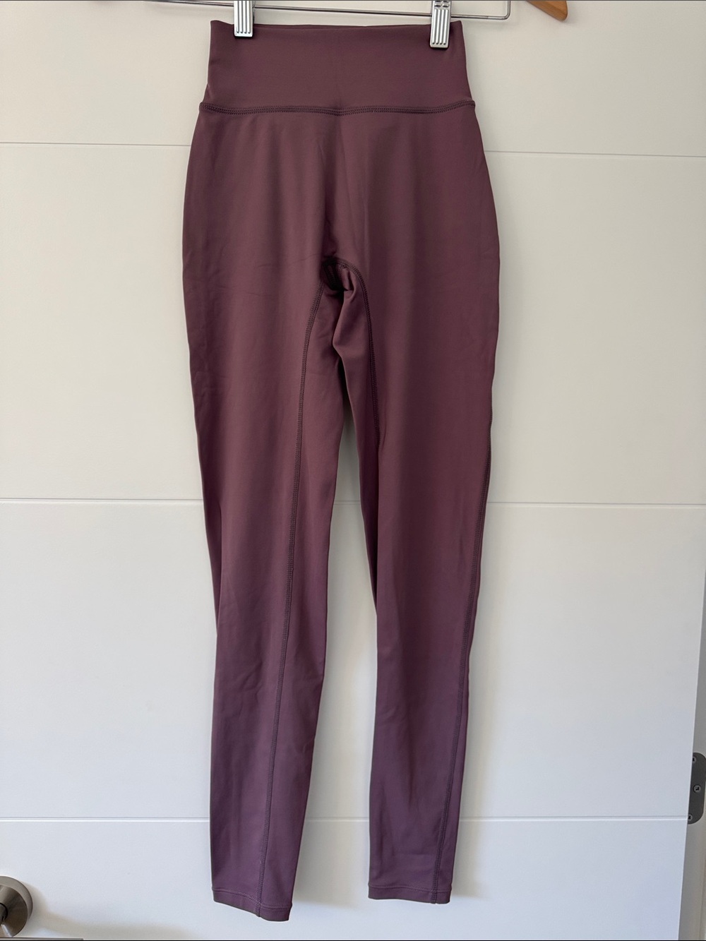 Youngla Athletic Leggings in Purple Size XS